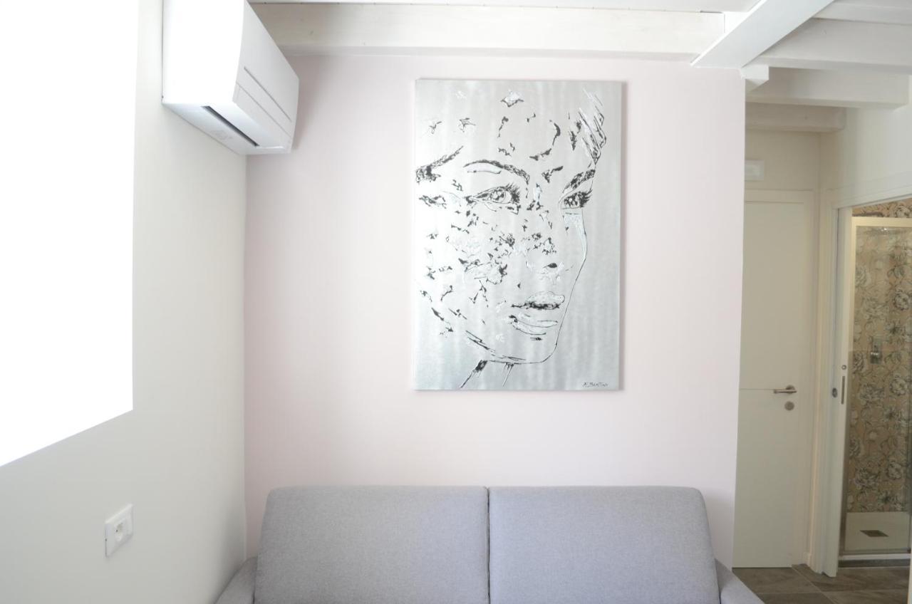 La Casa Incartata Apartment